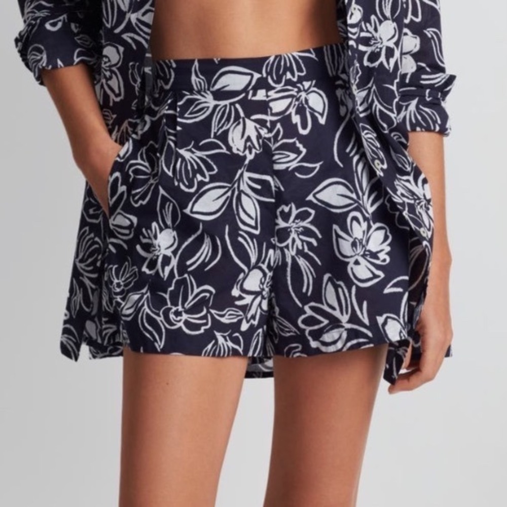 Lauren Ralph Lauren Navy Floral Cotton Voile Beach Cover-Up‎ Shorts 20541 XS